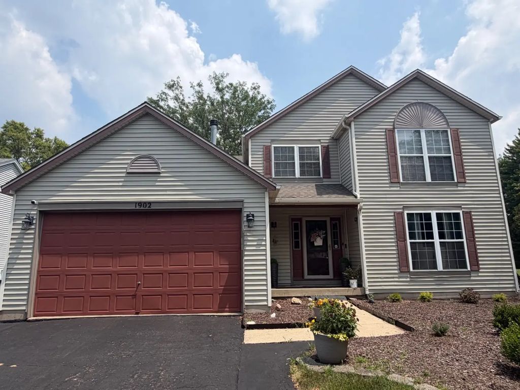 1902 Chestnut Grove Drive, Plainfield