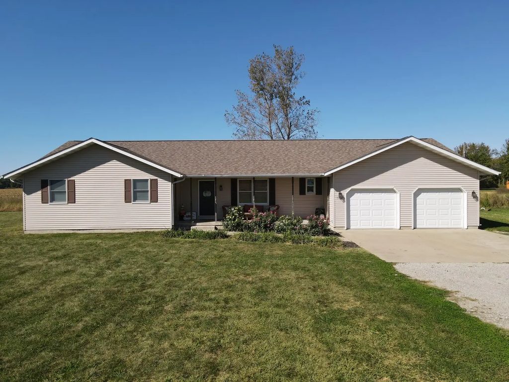 949 County Road 1200e, Toledo