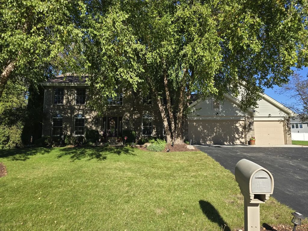5331 Winners Circle, Caledonia