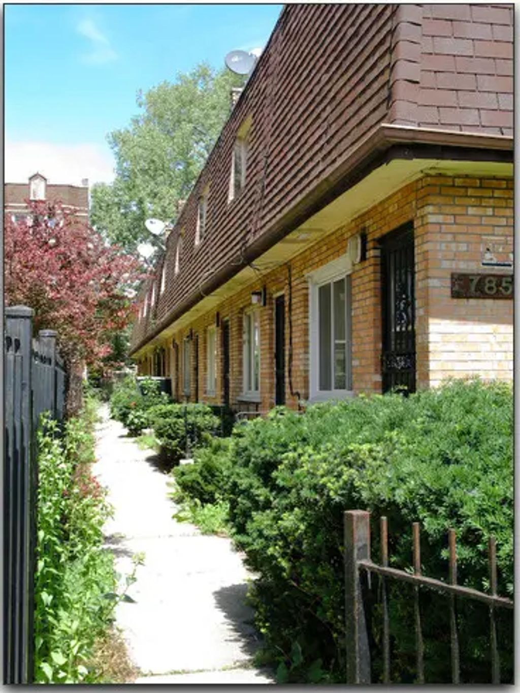 7853 S Coles Avenue I, Chicago