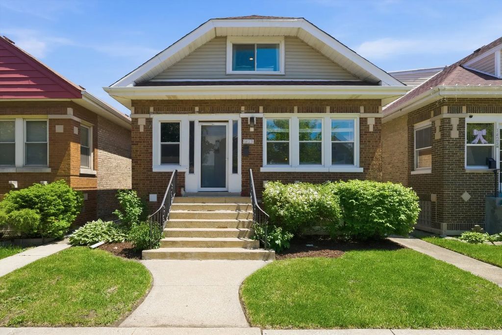 1423 Ridgeland Avenue, Berwyn