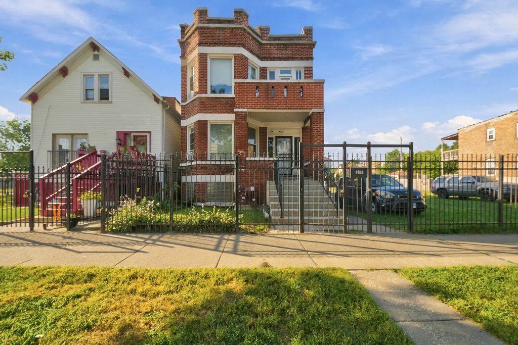 4109 W Van Buren Street, Chicago
