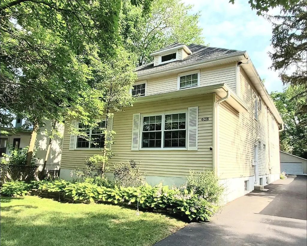 628 Onwentsia Avenue 1, Highland Park, 60035
