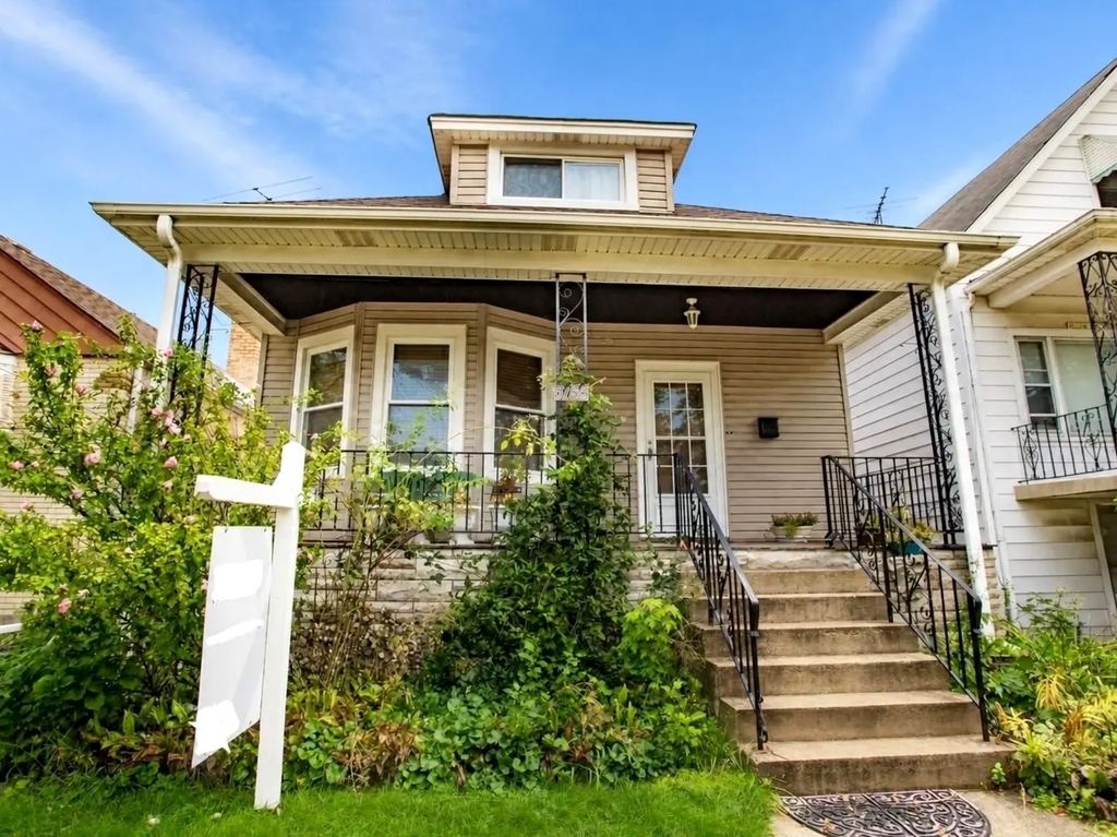 3755 N Nottingham Avenue, Chicago