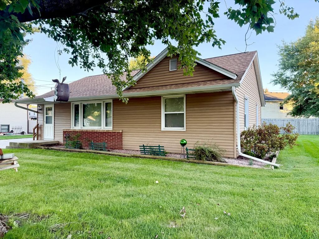 1101 4h Road, Ottawa