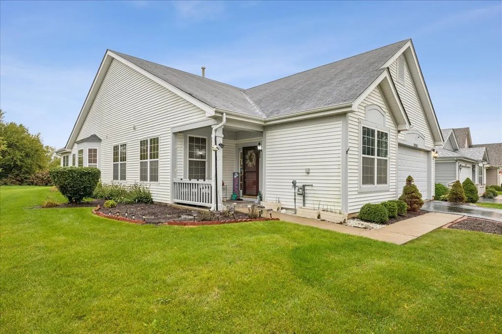 39581 N Cambridge Boulevard, Beach Park