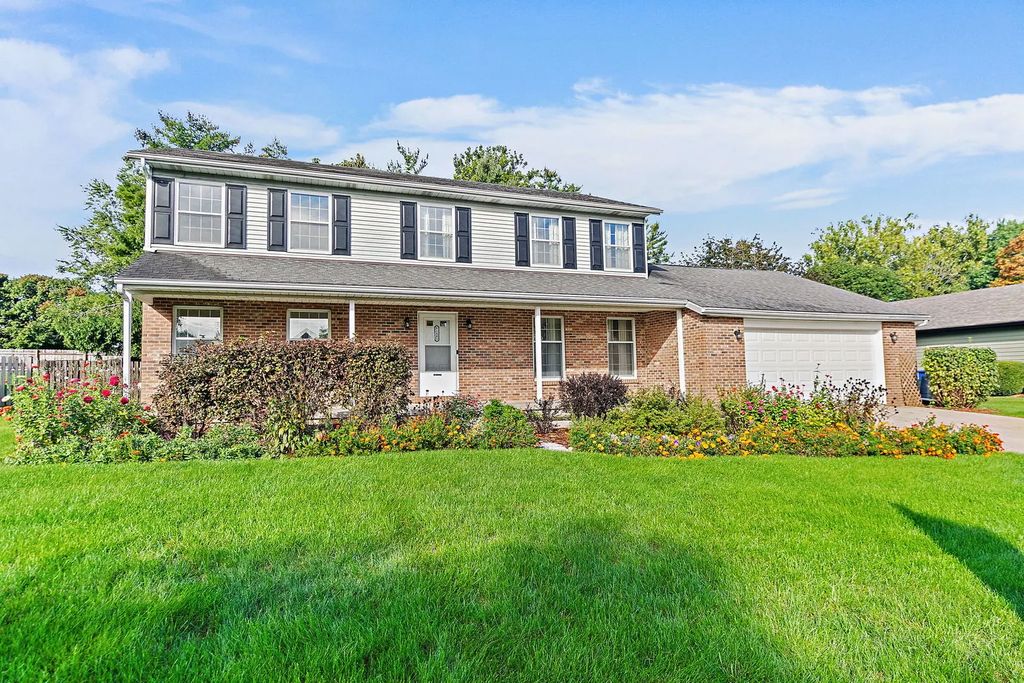 5 Cari Court, DeKalb