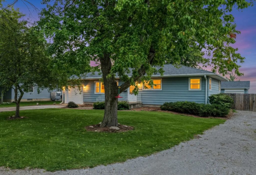 509 N 6th Street, Chatsworth