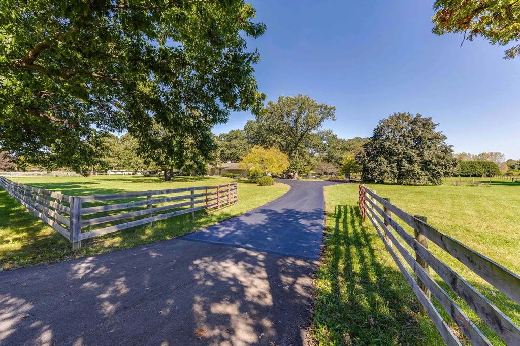 32841 N Fish Lake Road, Round Lake