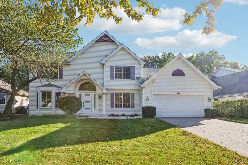 1150 Prairie Drive, Algonquin