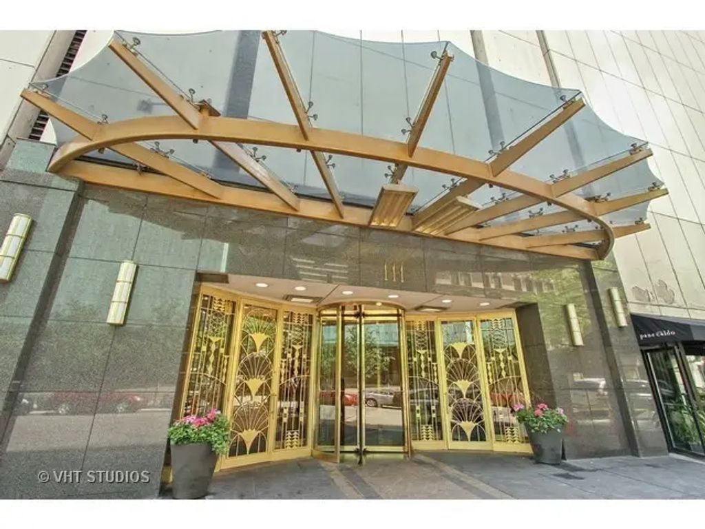 111 E Chestnut Street 46a, Chicago