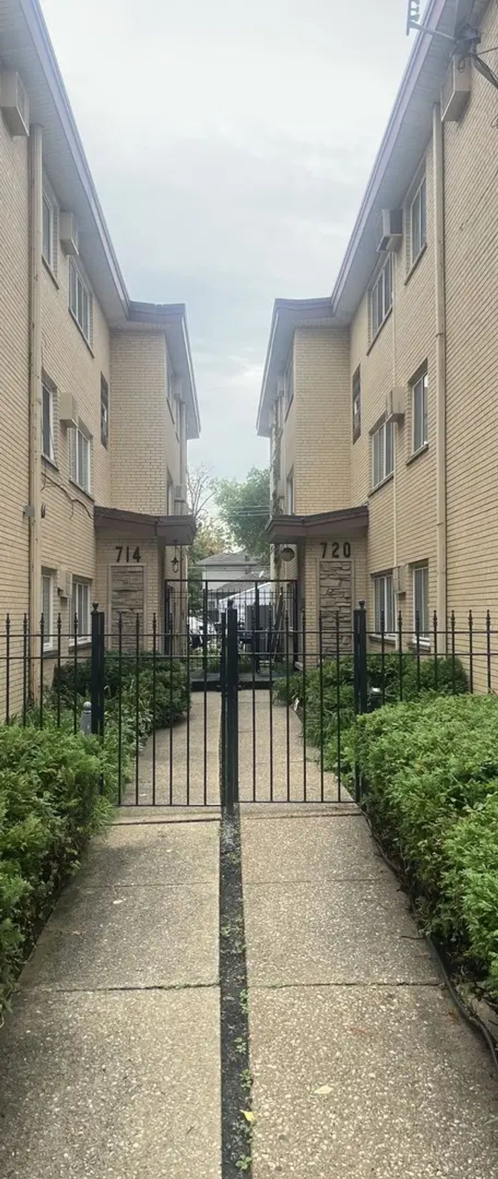 720 N Austin Boulevard 2sw, Oak Park
