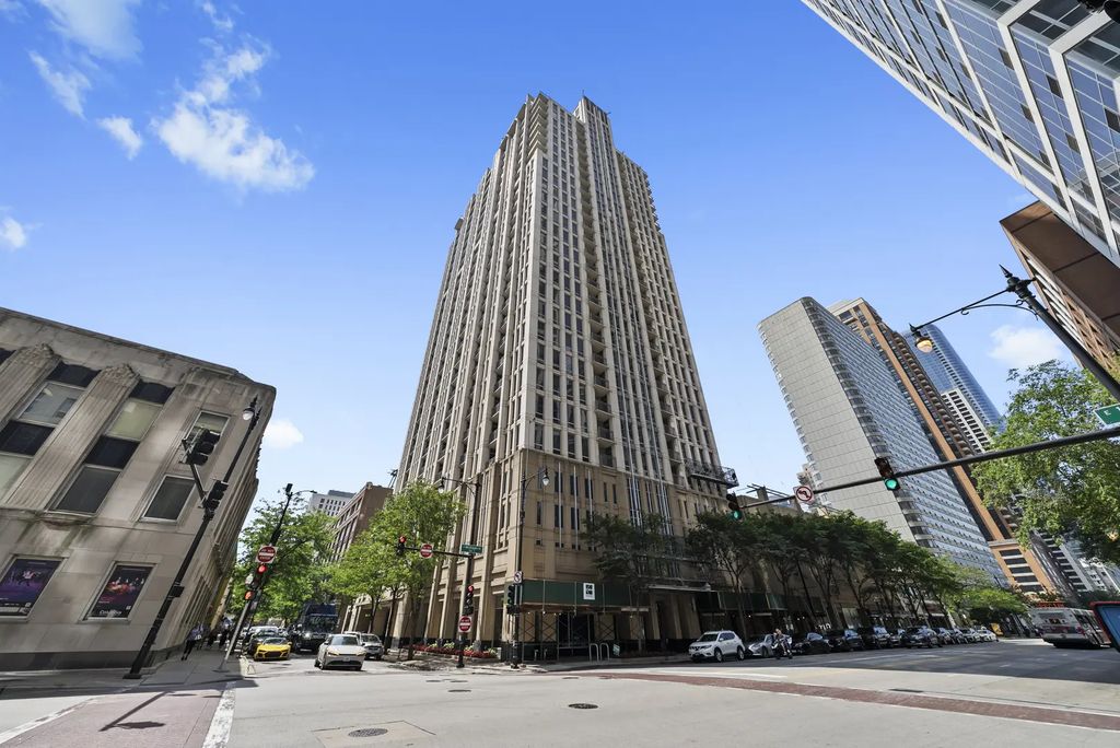 1250 S Michigan Avenue 2900, Chicago