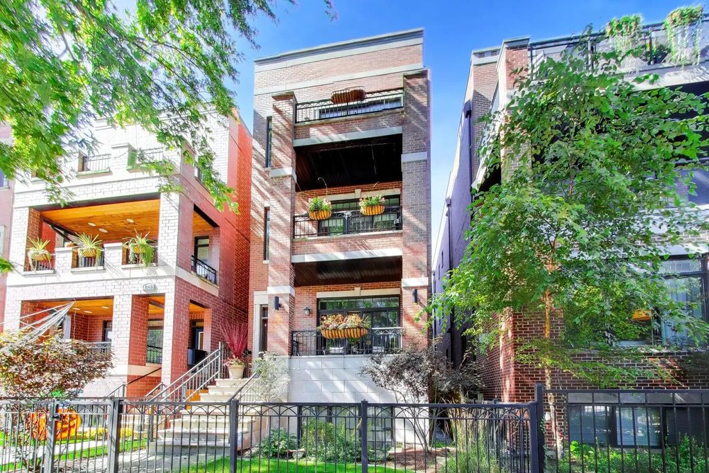 2842 N Racine Avenue 2, Chicago