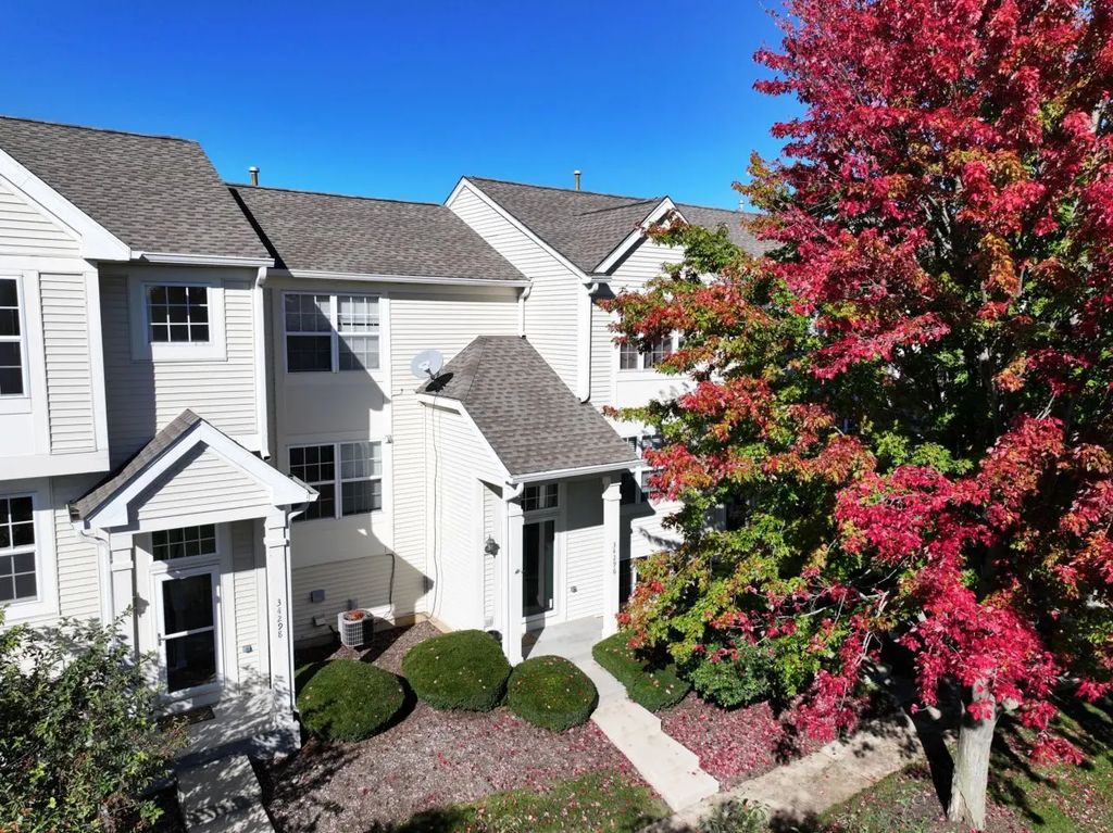 34298 Barberry Road, Round Lake