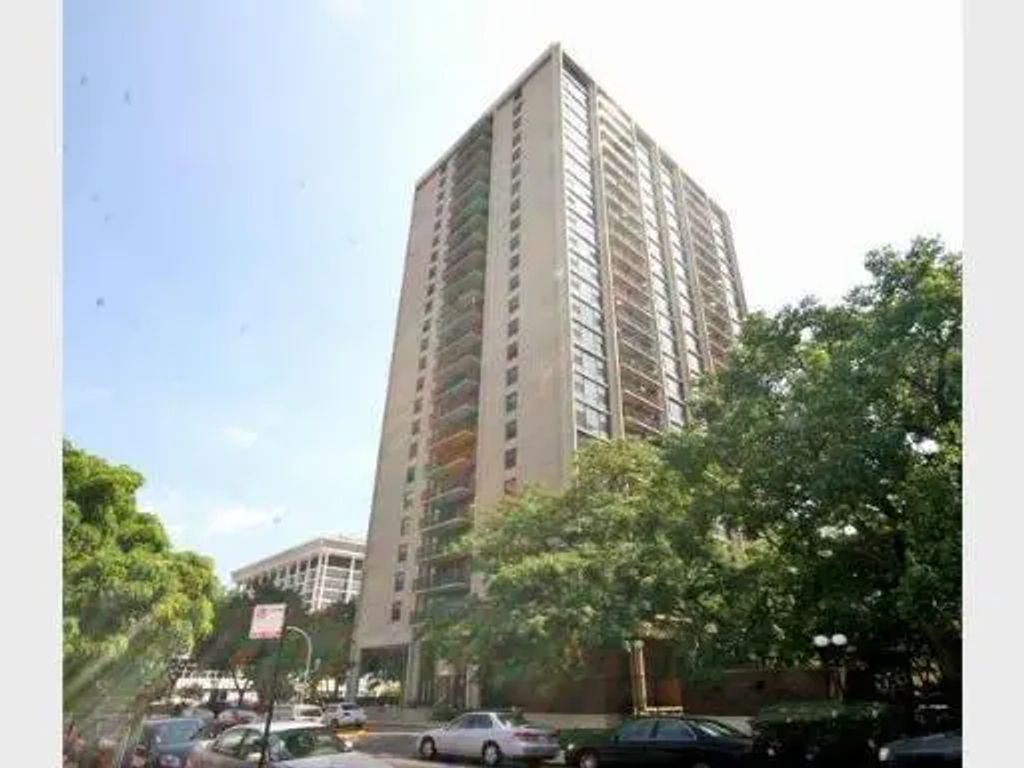 2605 S Indiana Avenue 2207, Chicago