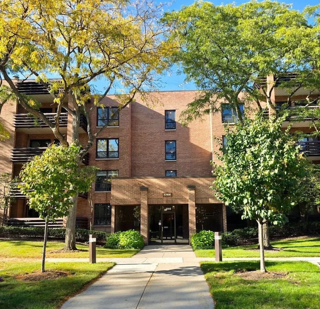 1066 Shermer Road 43, Northbrook