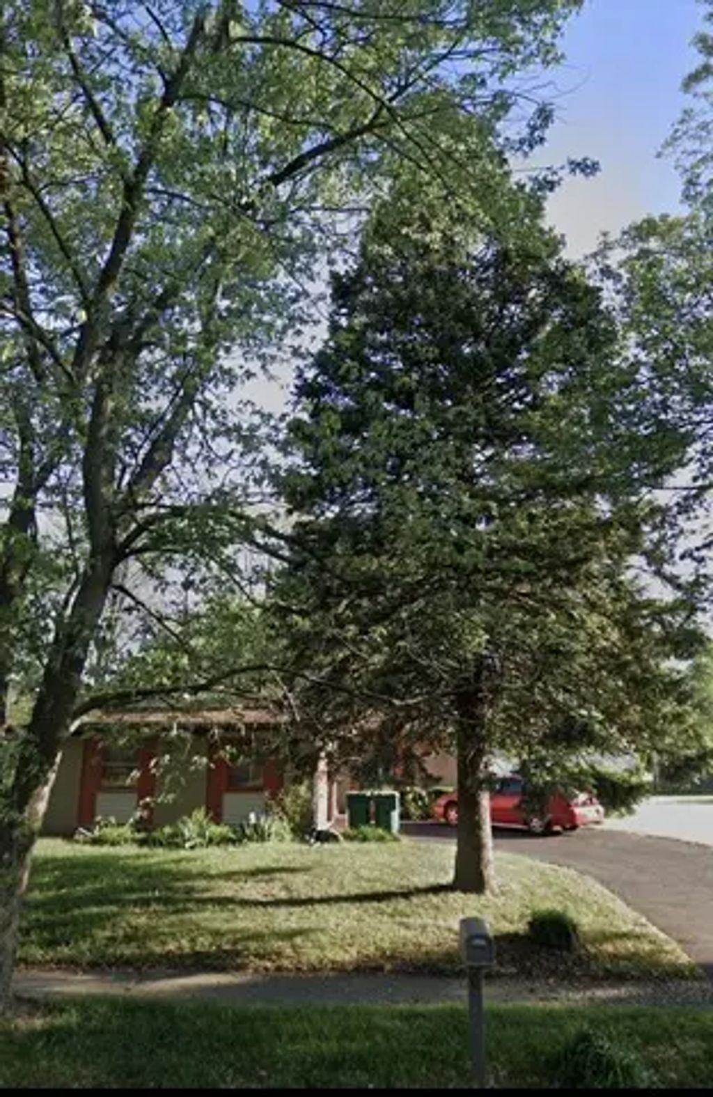 101 Pheasant Run Road, Joliet