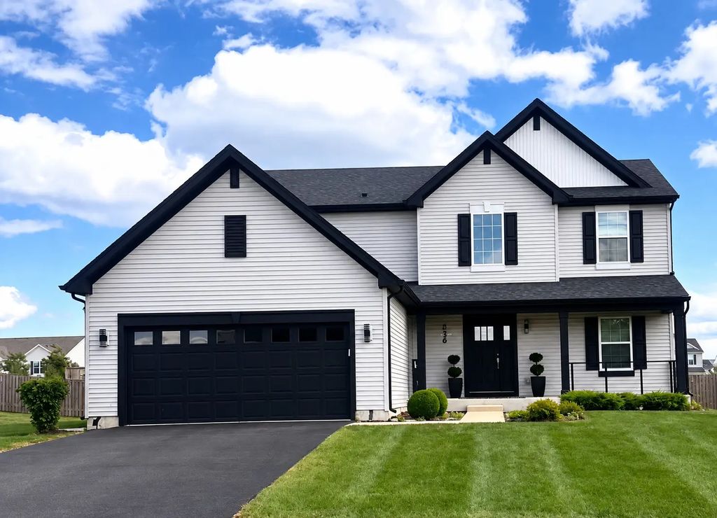 536 Warbler Lane, Yorkville