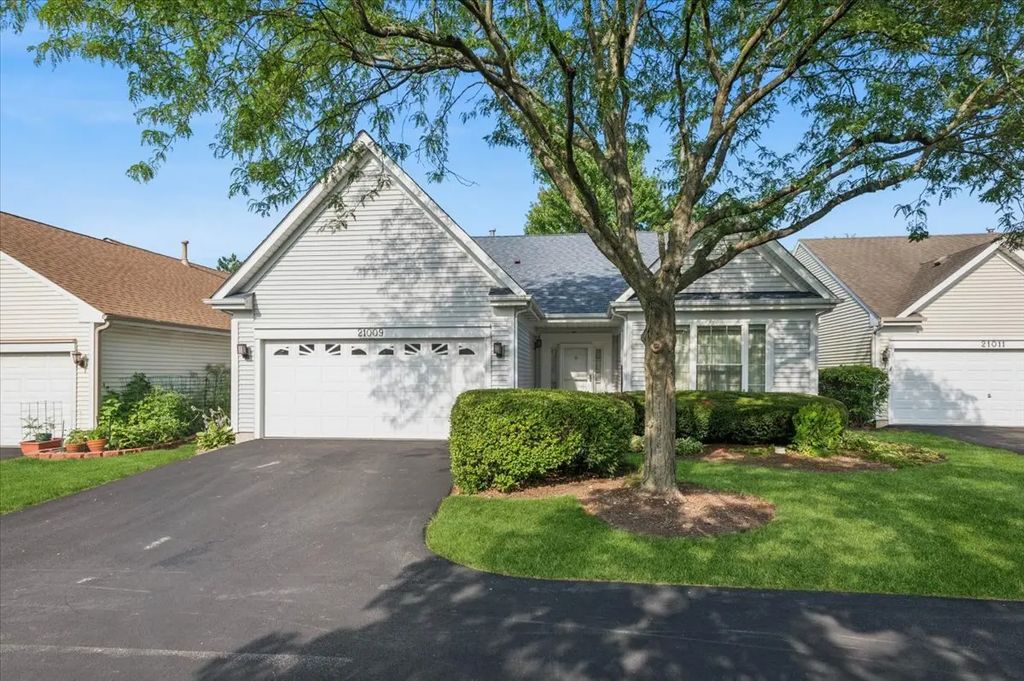 21009 W Torrey Pines Court, Plainfield