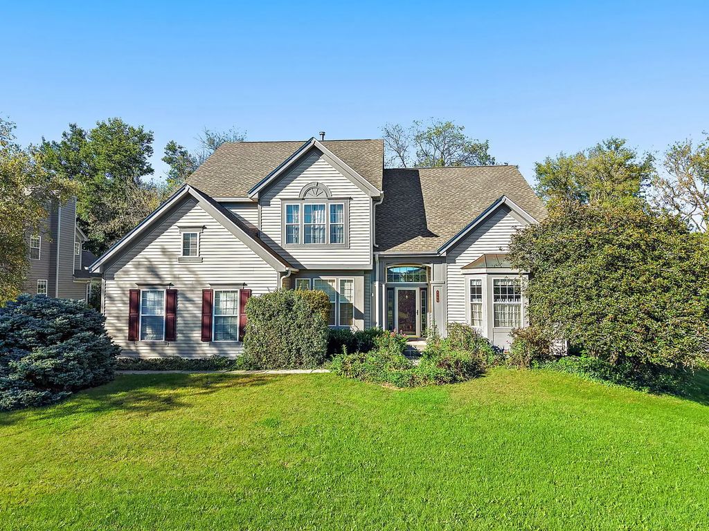 1108 Fox Path, West Dundee