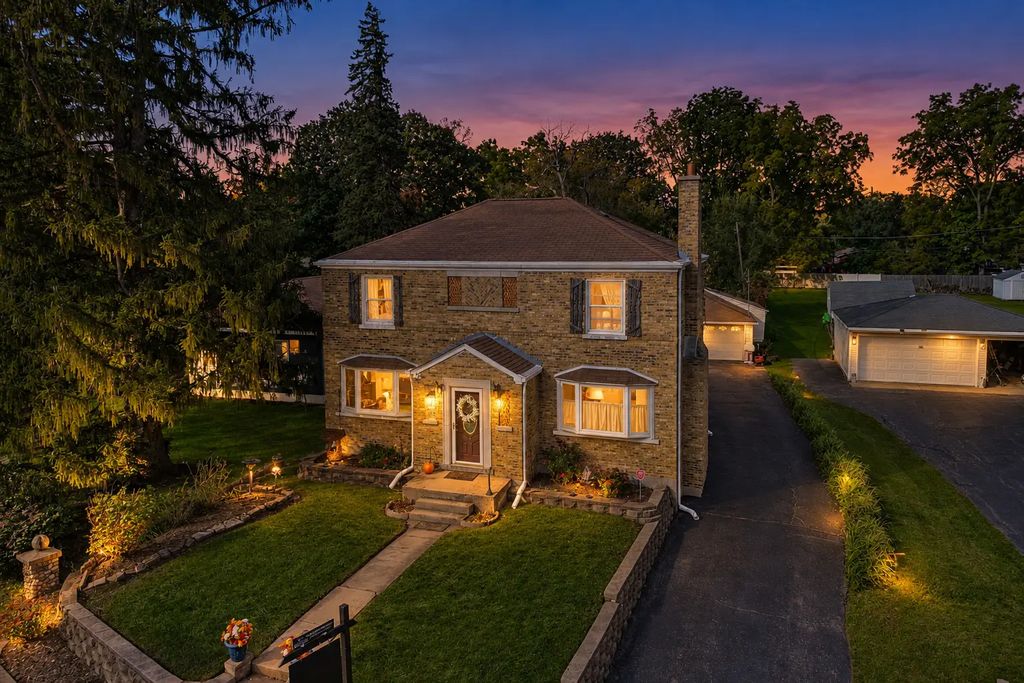 24790 W Clinton Avenue, Round Lake