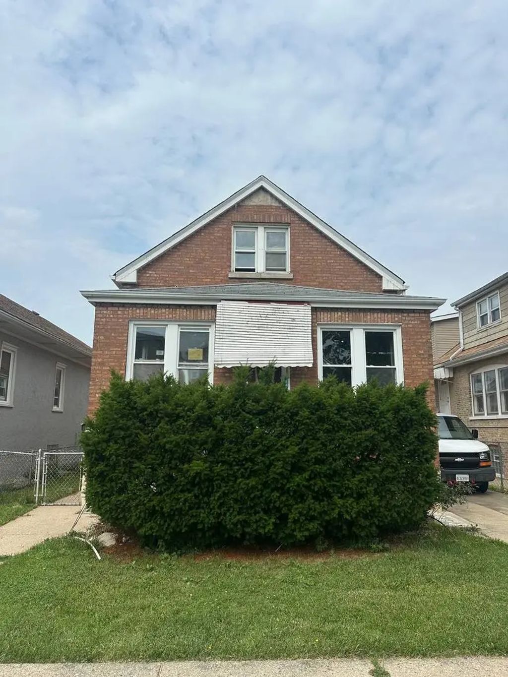 2840 N 74th Court, Elmwood Park