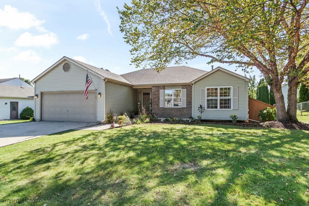 3709 Dorchester Place, McHenry