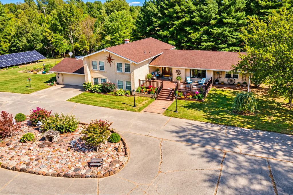 62 Hines Road, Murphysboro