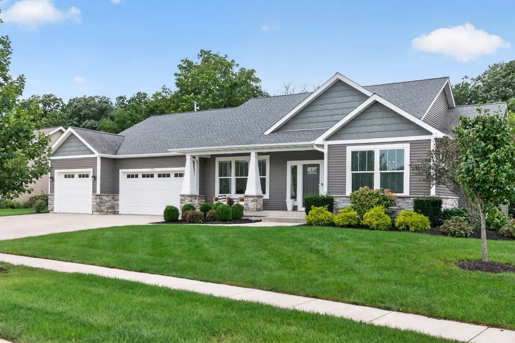 1203 War Admiral Drive, Genoa