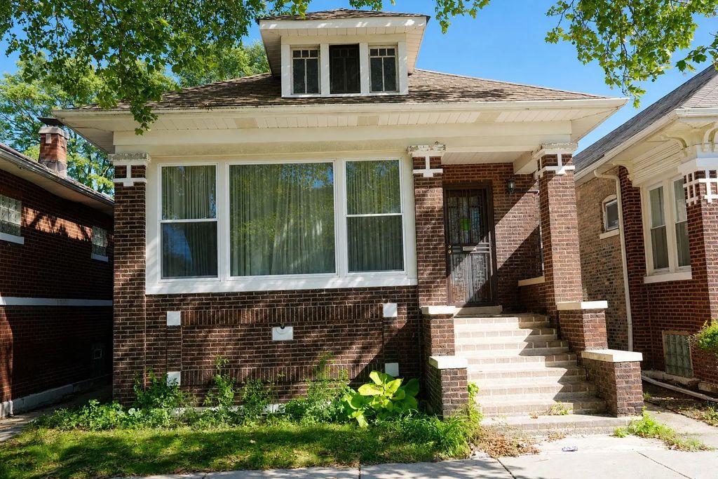 7423 S Vernon Avenue, Chicago