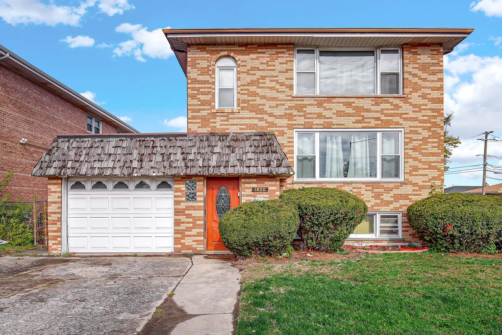1800 Memorial Drive, Calumet City