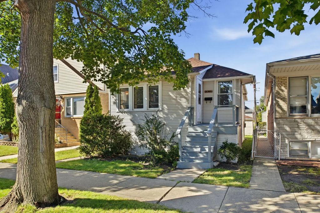 4562 N Mulligan, Chicago