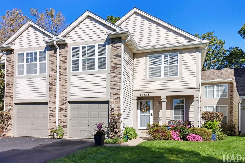 17158 W Cunningham Court, Libertyville
