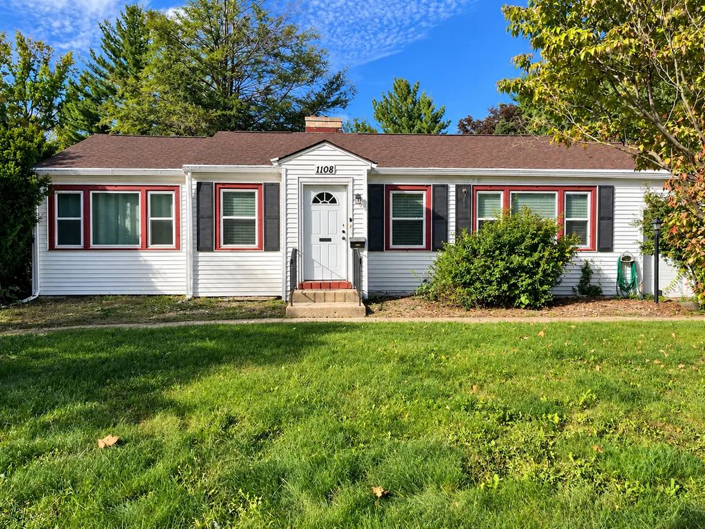 1108 W Springfield Avenue, Champaign