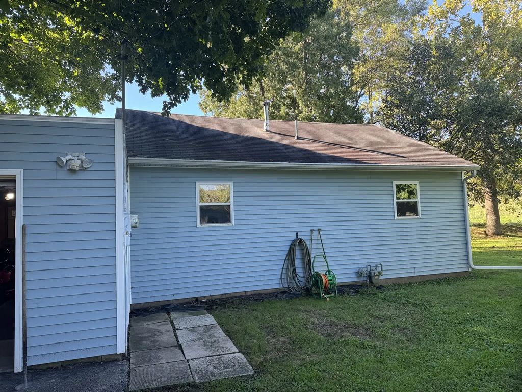 15059 1485 East Street, Wyanet