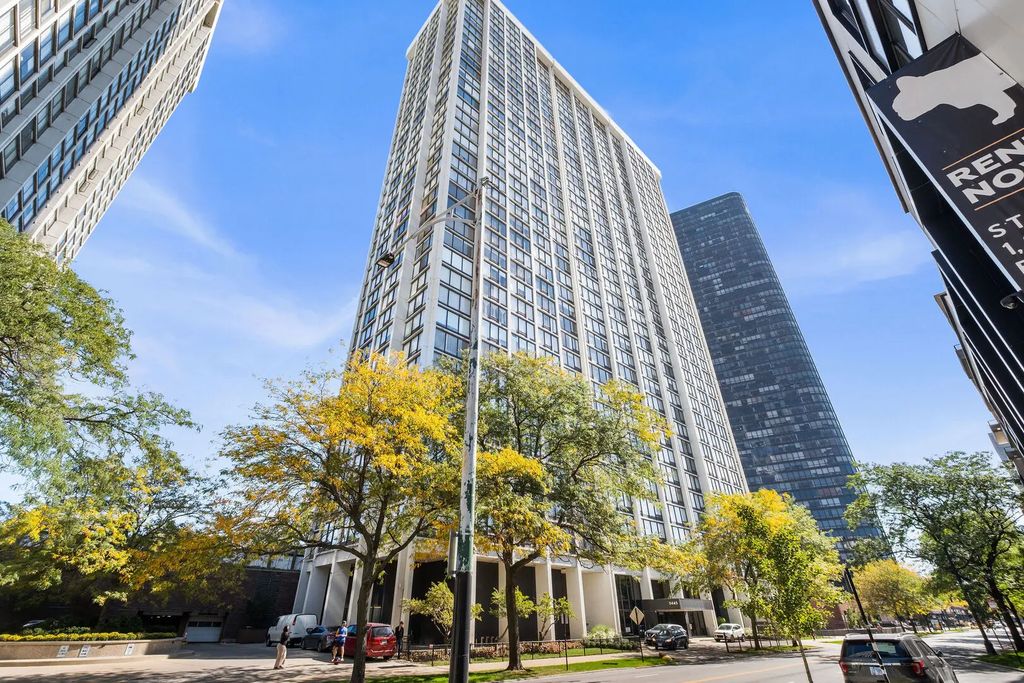 5445 N Sheridan Road 2109, Chicago