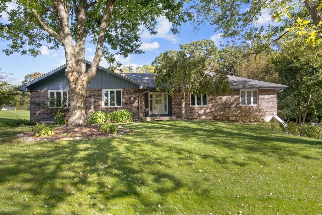 8n627 Gingerwood Lane, Elgin