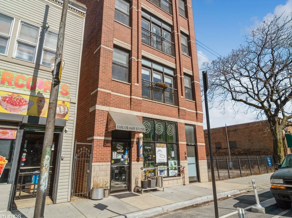 2946 W Belmont Avenue 1, Chicago
