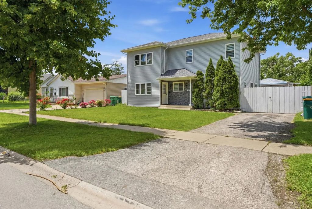 290 E Norman Lane, Wheeling