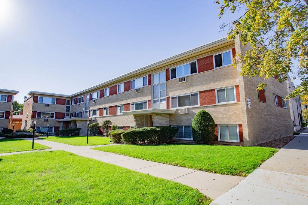 6827 W Raven Street 2l, Chicago