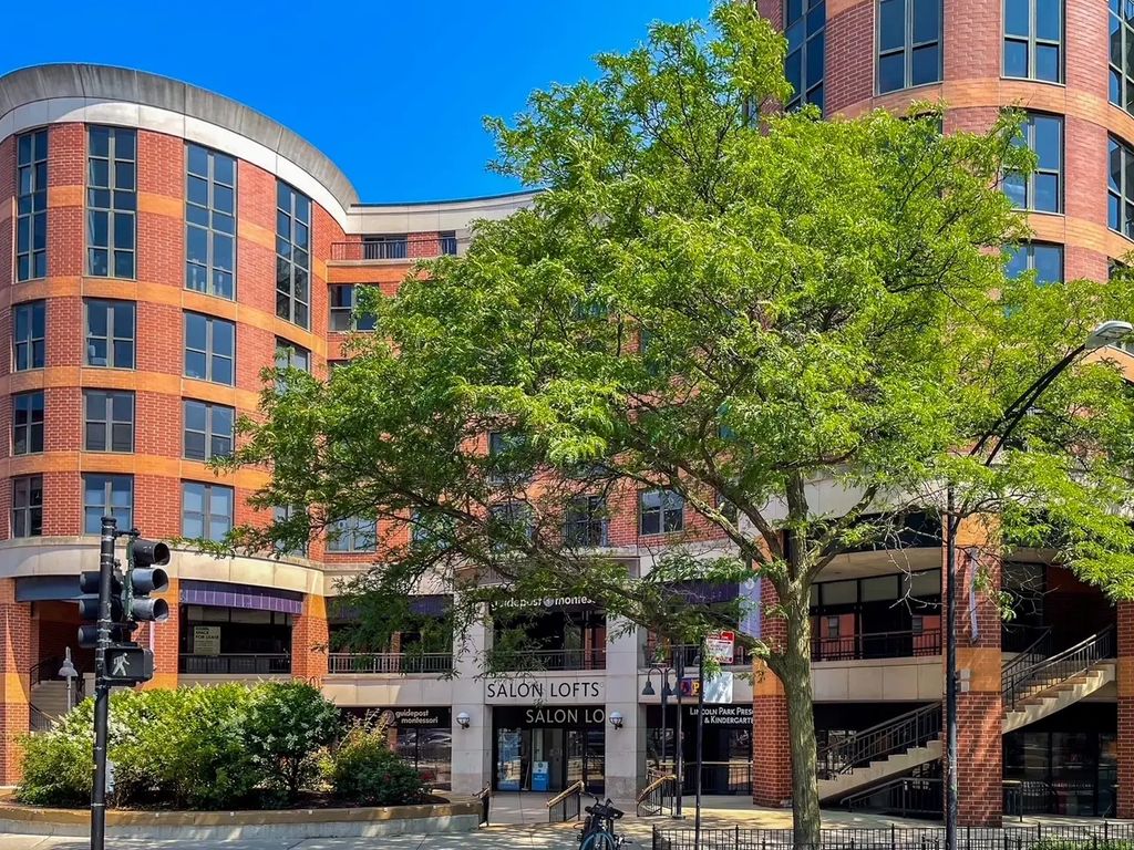 350 W Belden Avenue 511, Chicago
