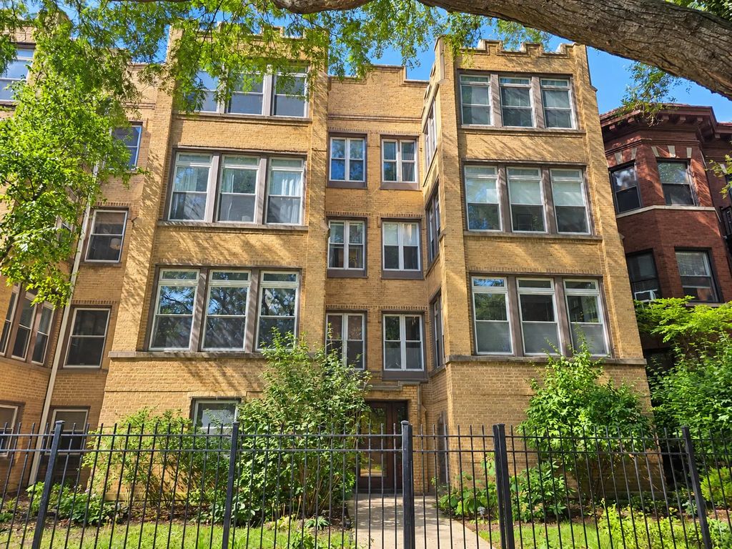 4738 N Magnolia Avenue 2, Chicago