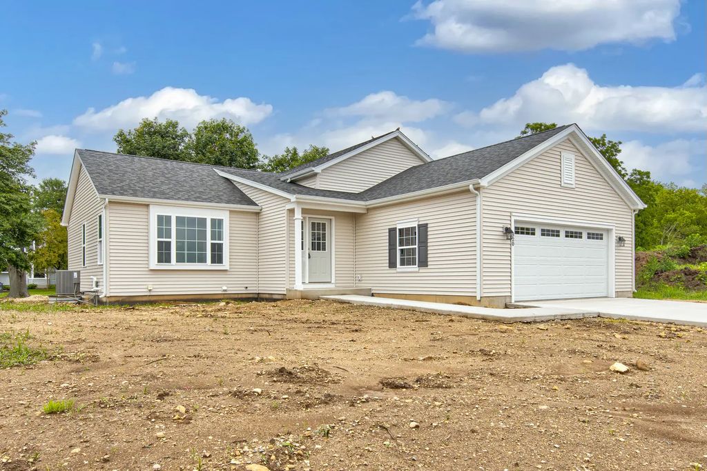 1603 Hollyhock Street, Harvard