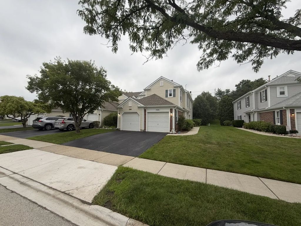 266 Greensboro Court 5, Elk Grove Village