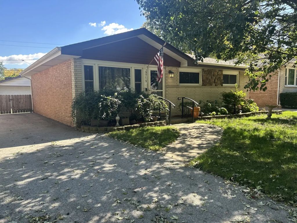 9719 Oak Park Avenue, Oak Lawn