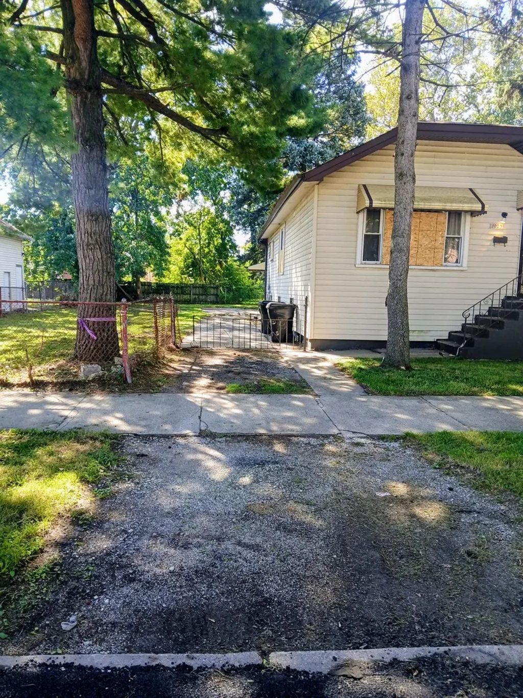 1023 W 104th Street, Chicago
