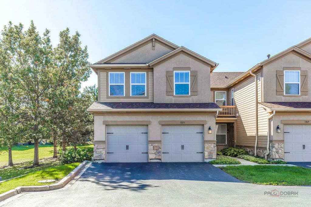 1871 Crenshaw Circle, Vernon Hills