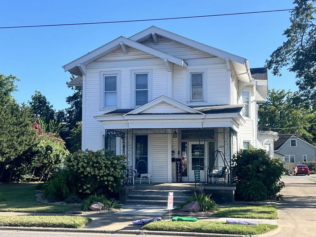 1829 Walnut Street, Murphysboro