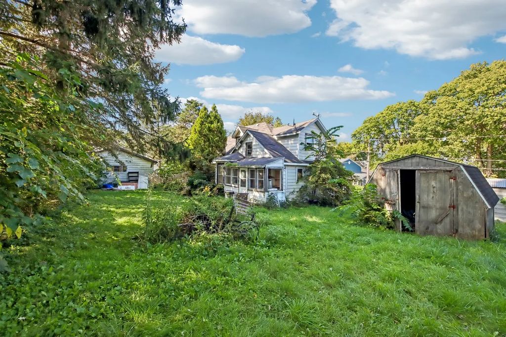 159 Forest Avenue, Fox Lake